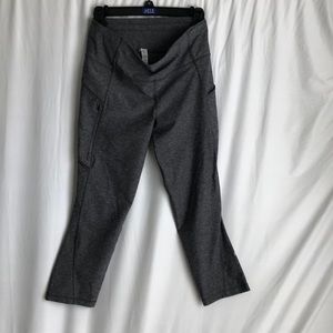 Lululemon running crops size 8